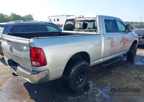 2017 Ram 1500 Slt z USA, uszkodzony, nr VIN 1C6RR7TT2HS716627